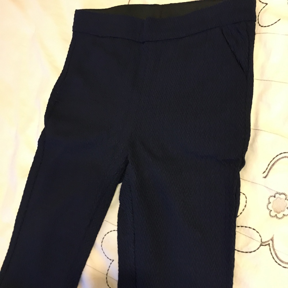 pants - Picture 3 of 4
